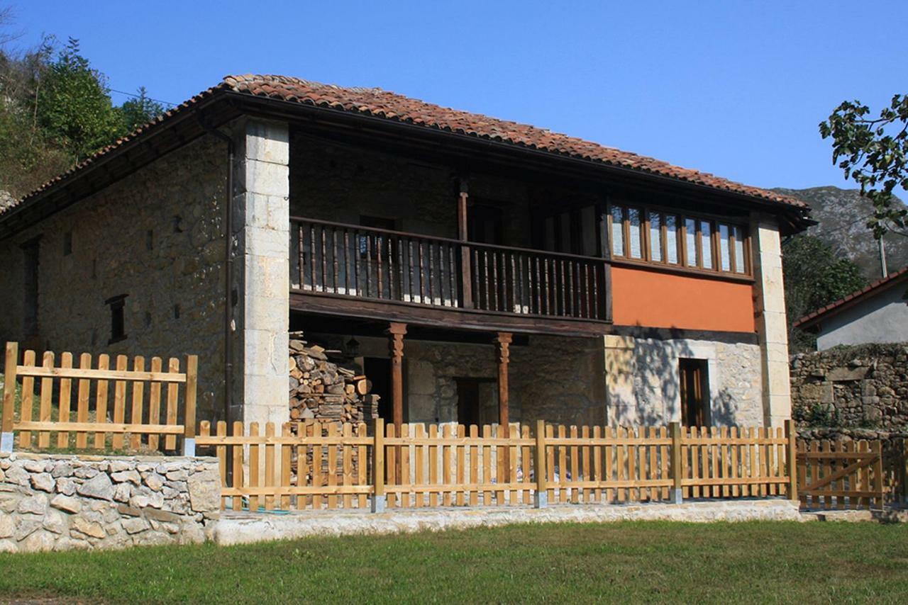 Hotel Rural Llerau Ponga Extérieur photo