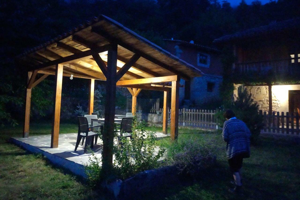 Hotel Rural Llerau Ponga Extérieur photo